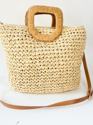 Wiklinowa torebka z długim paskiem