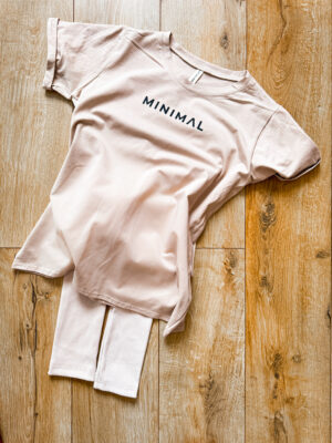 Komplet z prążkowanymi leginsami MINIMAL